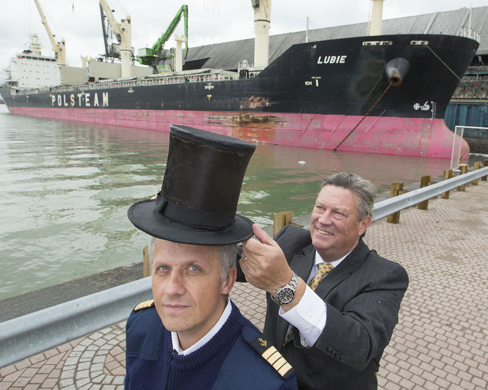 2014 image of the beaver hat ceremony